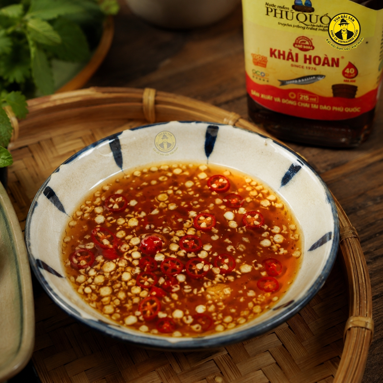 Nuoc-Mam-Khai-Hoan-40-Dam-Phu-Quoc-Chai-215ml-6